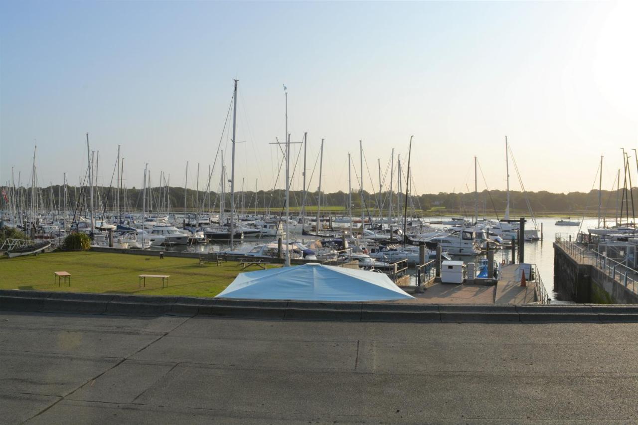 Riverside House Hamble-le-Rice Buitenkant foto